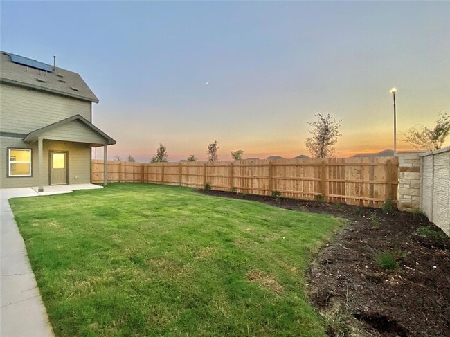 Building Photo - 1548 Weatherford Ln