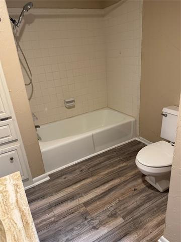 Building Photo - 426 Yacht Club Dr