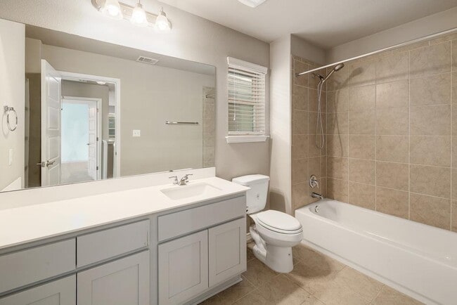 Building Photo - 3651 Sandy Brook Dr