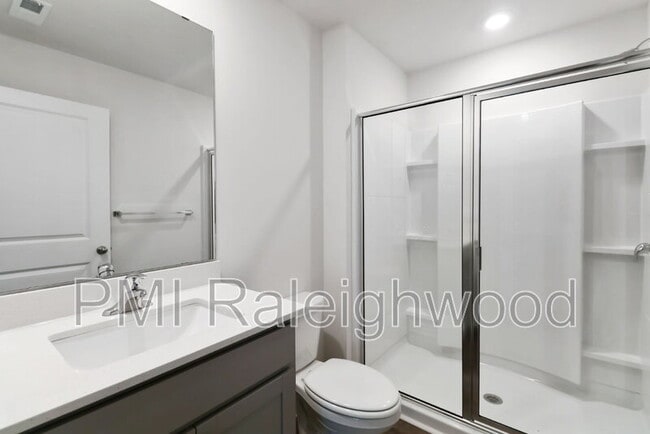 Building Photo - 258 Palm Dr