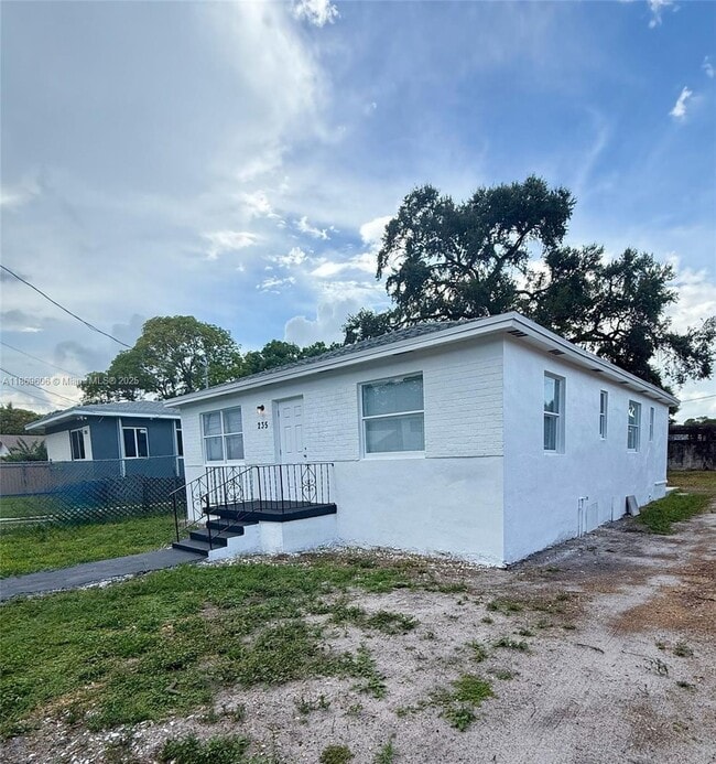 Building Photo - 235 NW 53rd St
