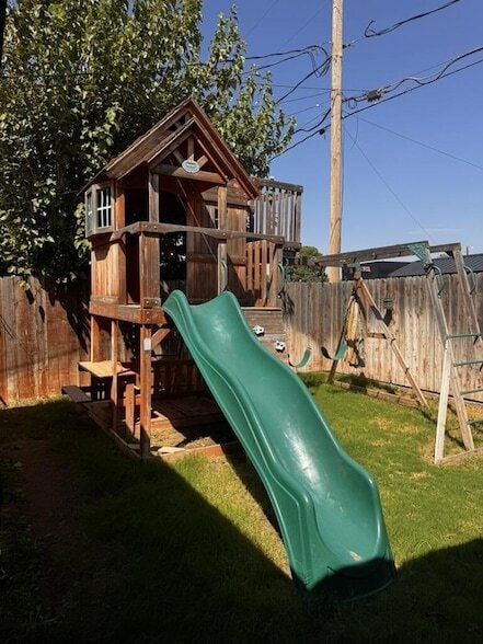 Building Photo - 403 Crenshaw Dr