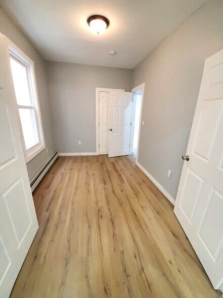 Building Photo - 139 N 11th St