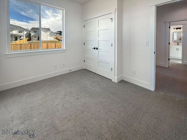 Building Photo - 509 Spaniel Ln
