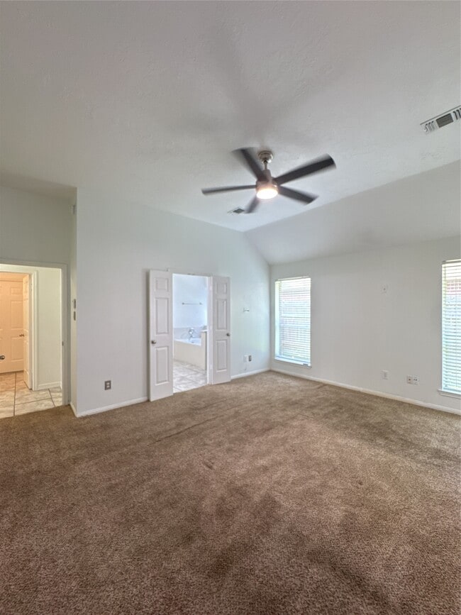 Building Photo - 3210 Woodcreek Glen Ln