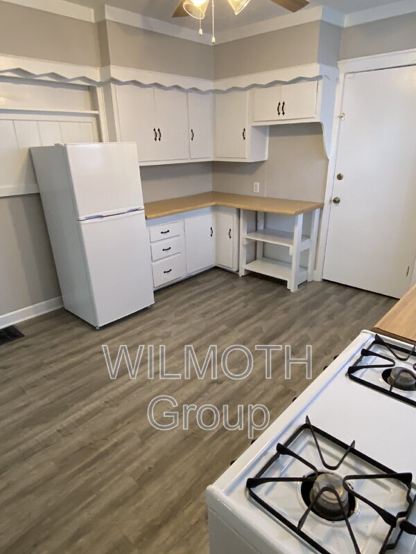 Building Photo - 5338 Winthrop Ave