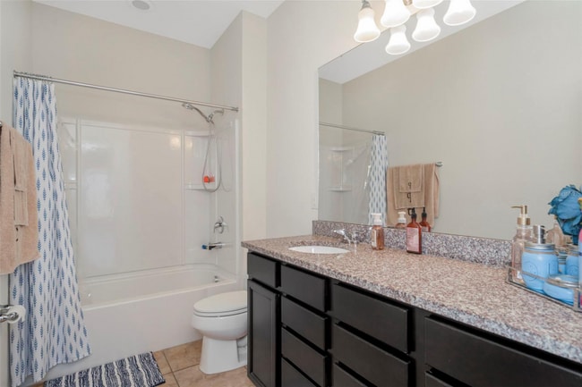 Building Photo - 5015 Laurel Creek Pl