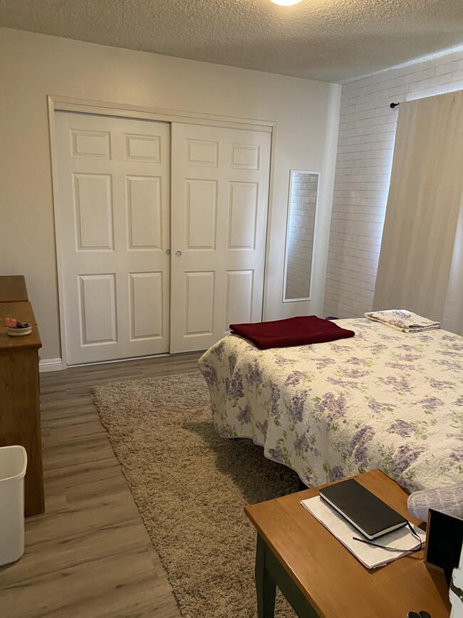 Building Photo - 2308 Clark Ln