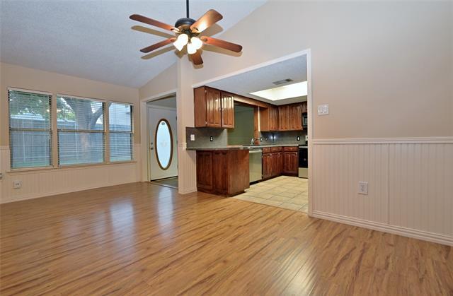 Building Photo - 4107 Pyracantha Dr