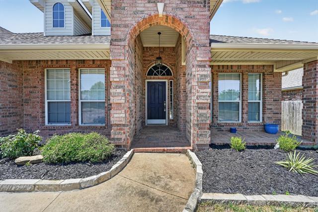 Building Photo - 12745 Excelsior Ln
