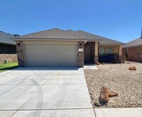 Building Photo - Newer 3 bed 2 bath near Frenship Upland He...