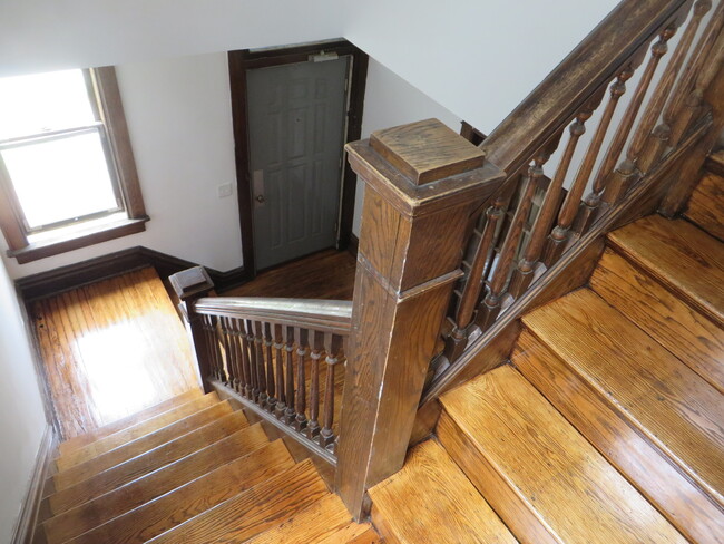 Building Photo - 1205 Fulton St