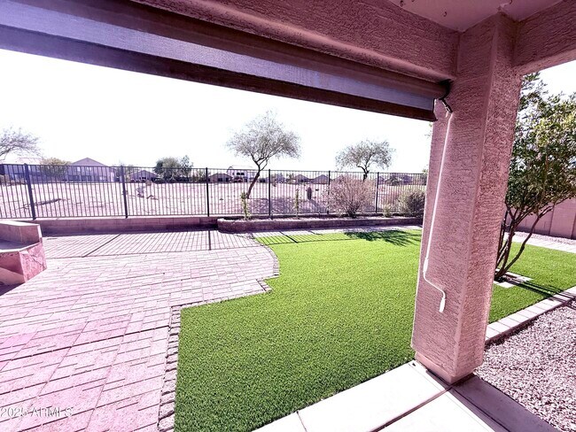 Building Photo - 29152 N Red Finch Dr