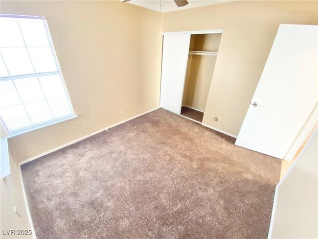 Building Photo - 4420 Faberge Ave