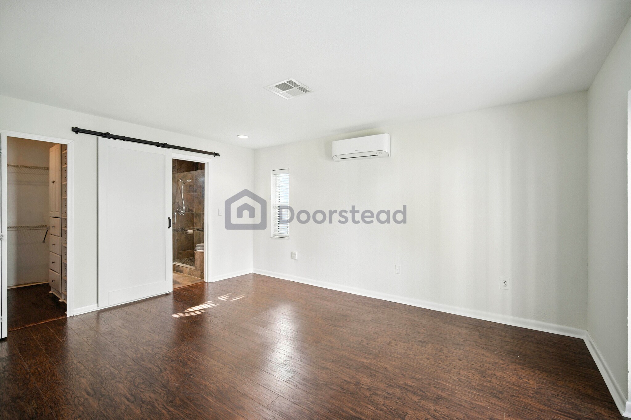 Building Photo - 7892 Sundown Dr