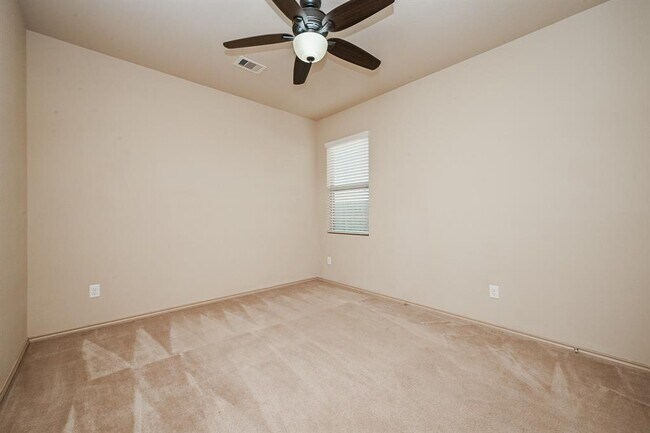 Building Photo - 20603 Flintoff Ln
