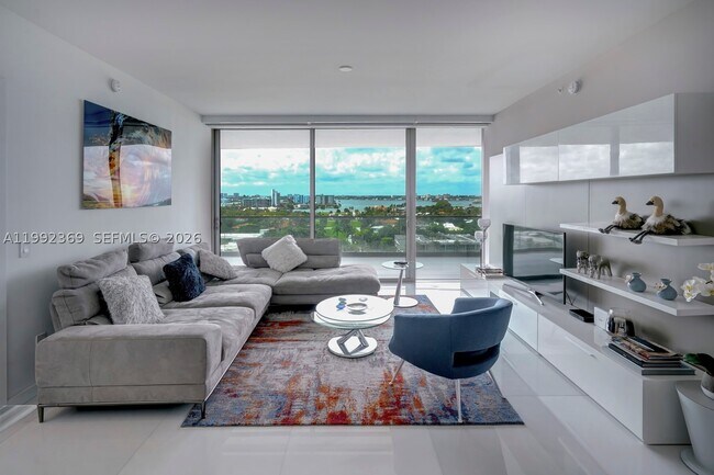 Building Photo - 10203 Collins Ave