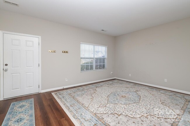 Building Photo - 1512 Sunflower Field Pl