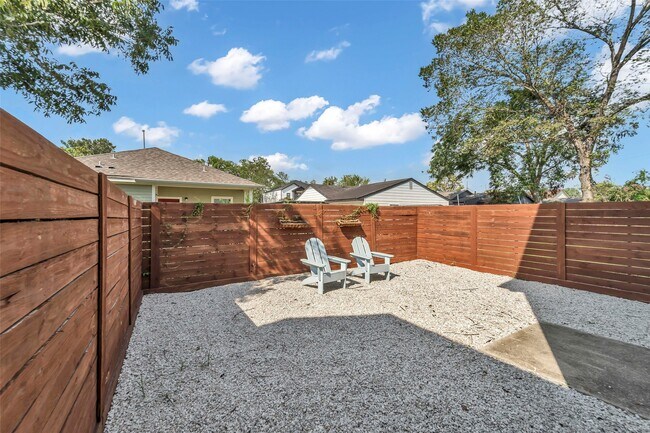 Building Photo - 3925 Lowden St