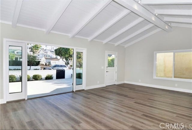 Building Photo - 619 Poinsettia Ave