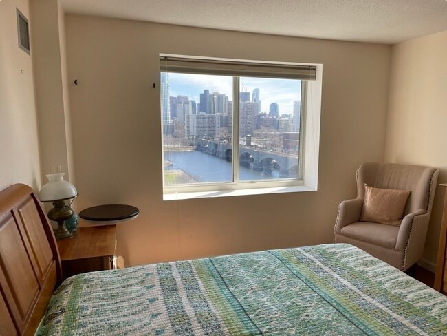 Building Photo - 8-12 Museum Way