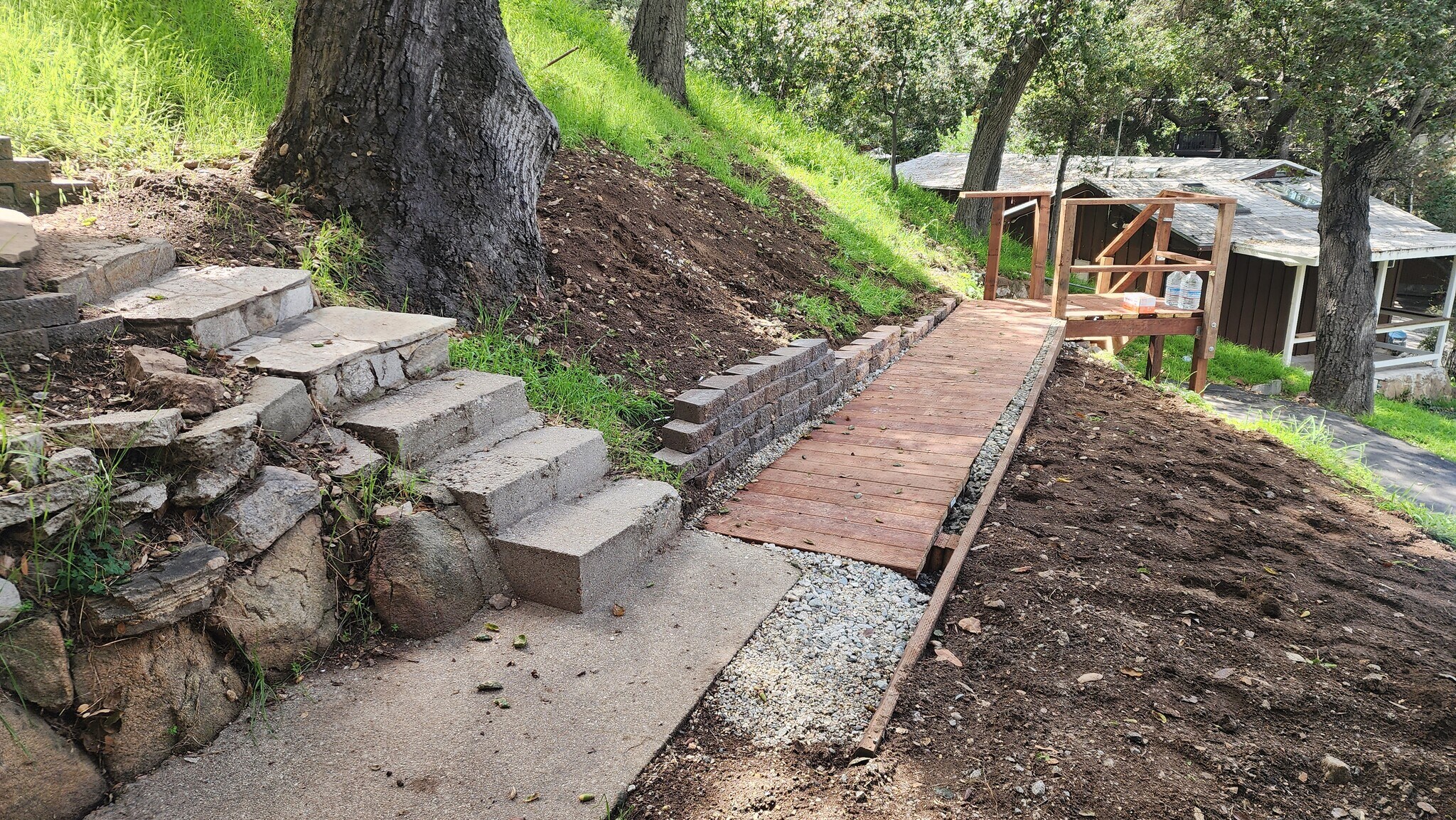 Building Photo - 9710 Mistletoe Rd