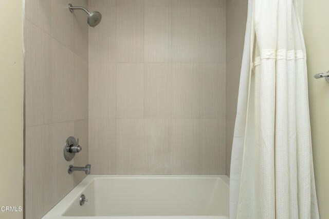 Building Photo - 139 S Los Robles Ave