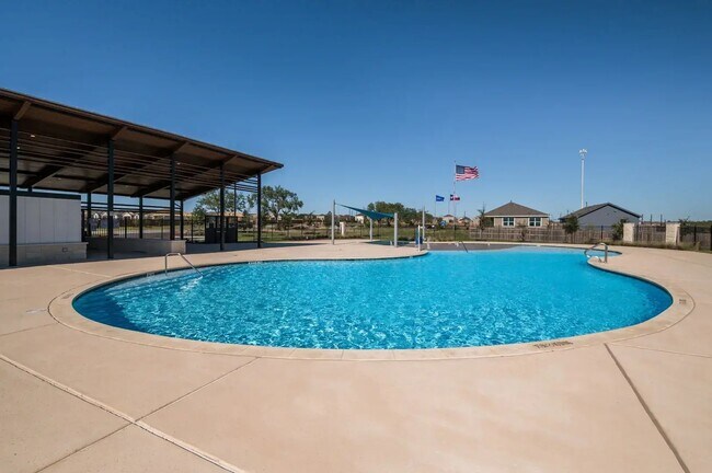 Building Photo - 4127 Cove Fls