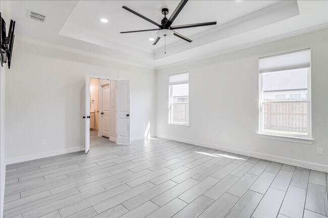 Building Photo - 4126 Azali Dr