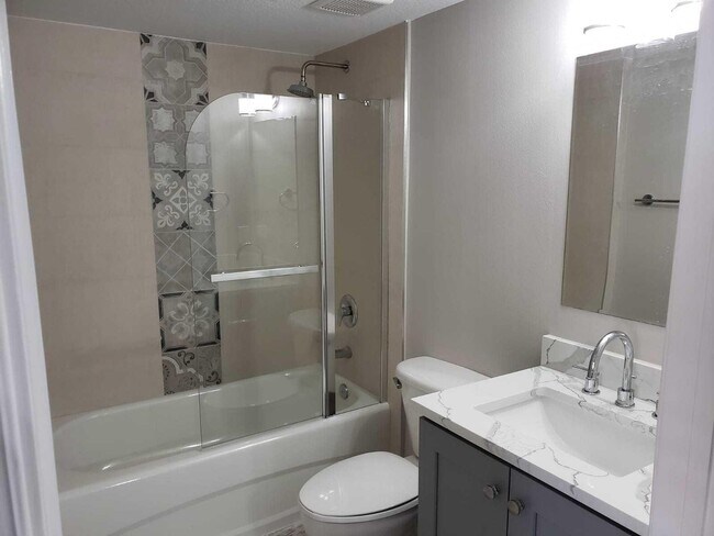 Building Photo - 3512 Briar Bay Blvd