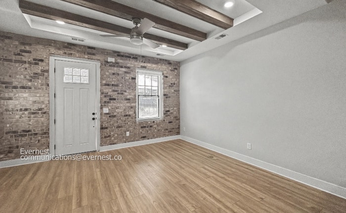 Building Photo - 1022 Windsor Dr