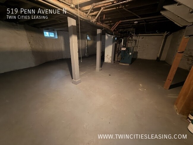 Building Photo - 519 N Penn Ave