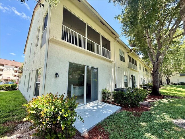 Building Photo - 12572 Shoreline Dr