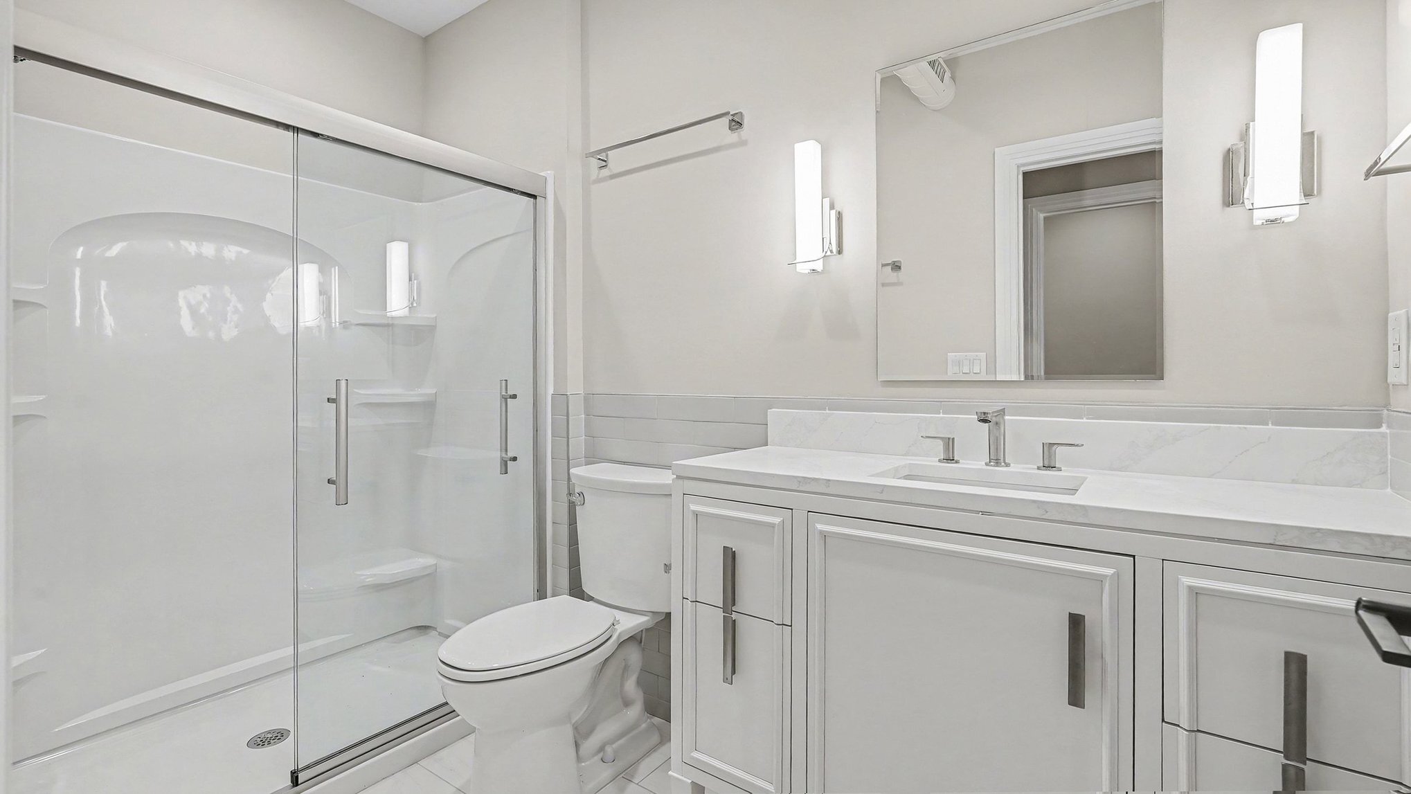 Building Photo - 115 S Main St