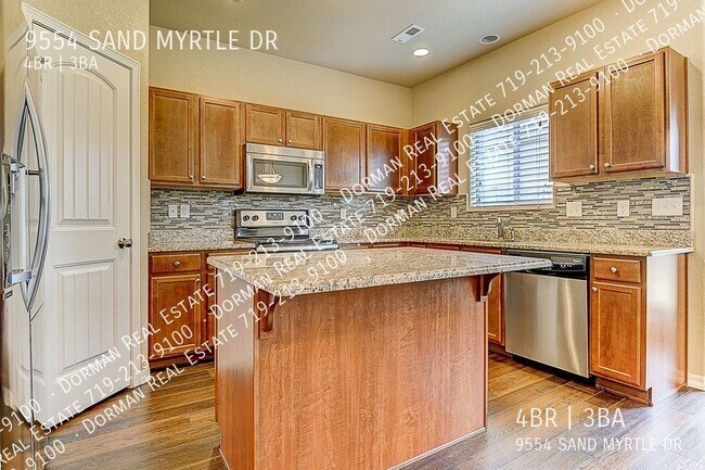 Building Photo - 9554 Sand Myrtle Dr