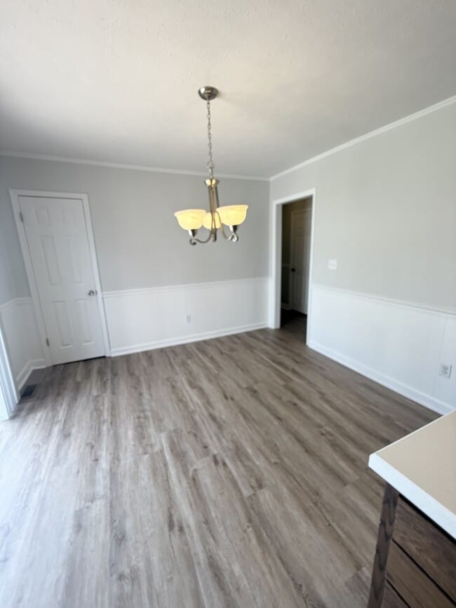Building Photo - 1303 SC-90