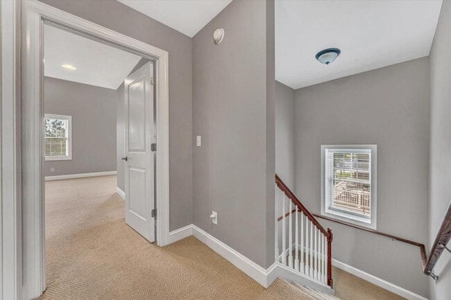 Building Photo - 1145 Cranberry Ct