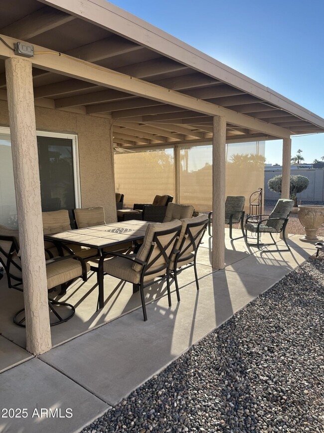 Building Photo - 25258 S Pinewood Dr