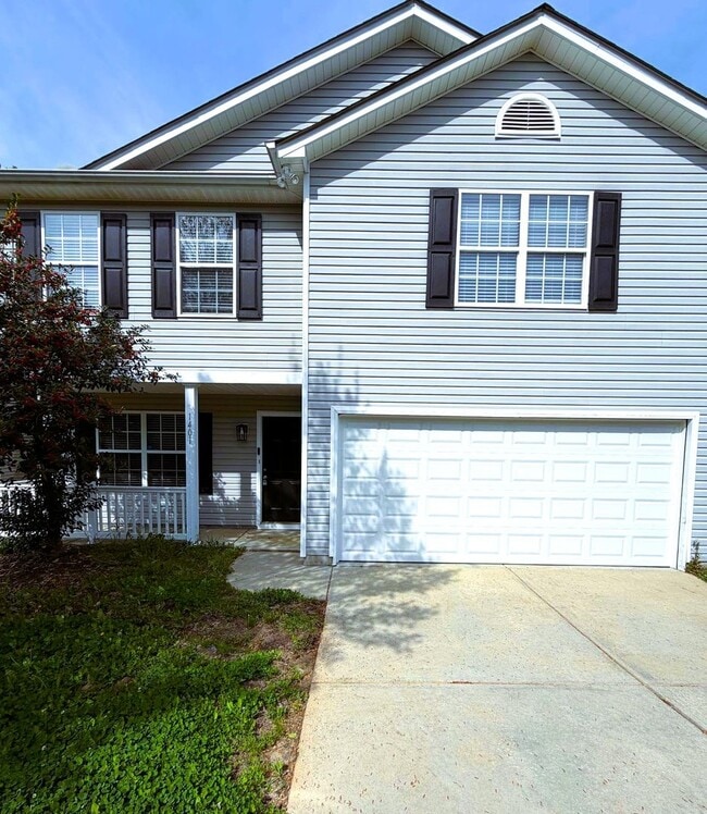 Building Photo - Stunning 4 Bedroom Home in Coulwood East Community