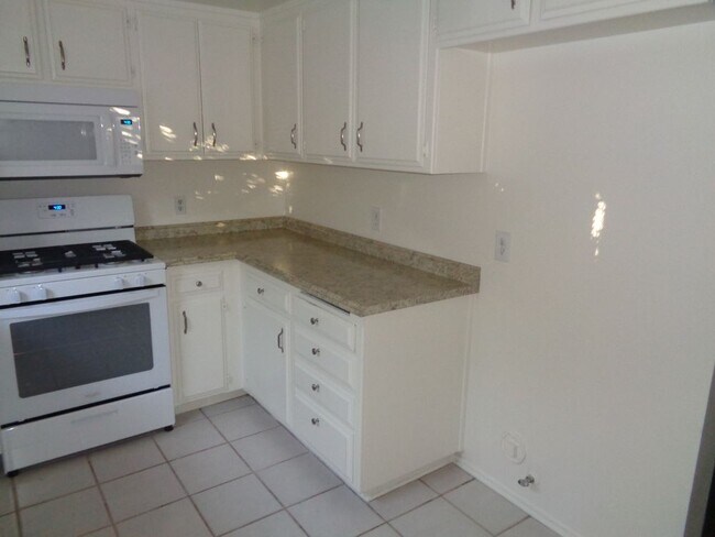 Building Photo - 4128 West Ave. L Unit G