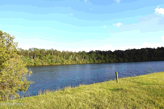 Building Photo - 9338 Prosperity Lake Dr