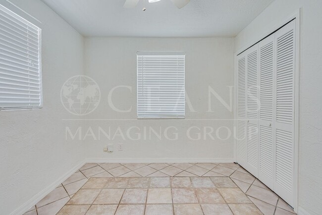 Building Photo - Updated Beachside Ormond Home