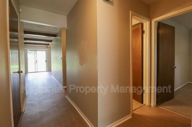 Building Photo - 6135 S Troost Ave
