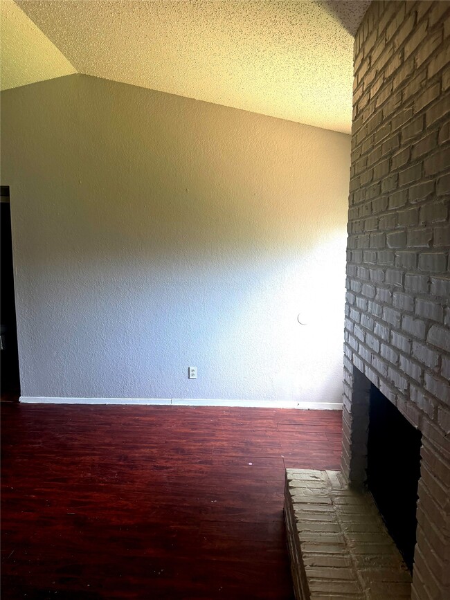 Building Photo - 9608 Carson Creek Blvd