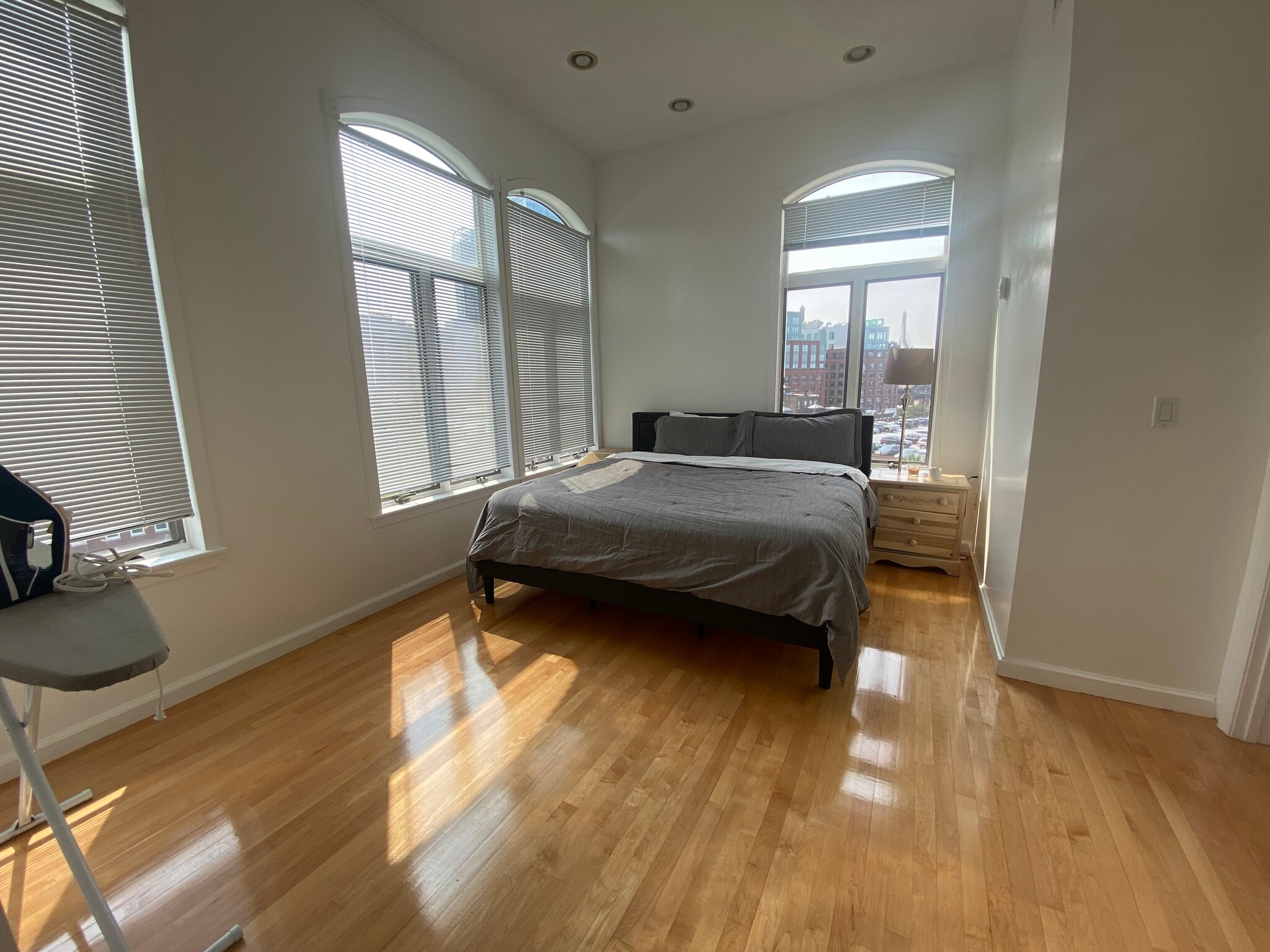 Building Photo - 21 Snow Hill St