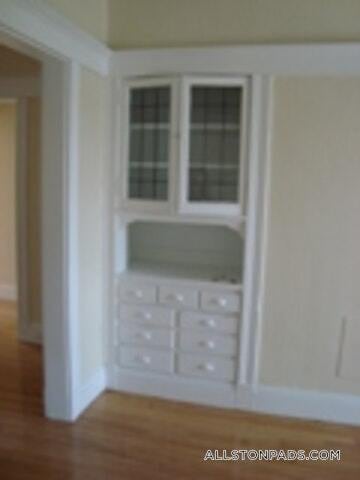 Building Photo - 4 Farrington Ave