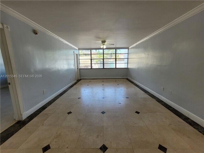 Building Photo - 2175 NE 170th St