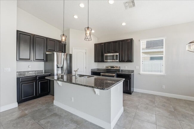 Building Photo - 11007 Inside Loop