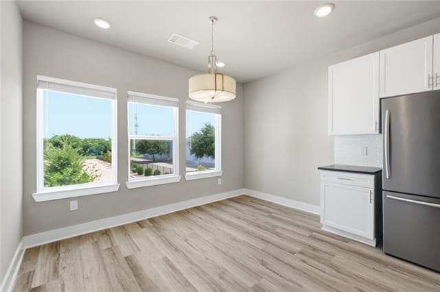 Building Photo - 3369 Wynwood Dr