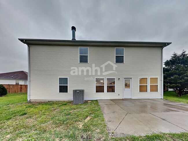 Building Photo - 2874 Meadow Point